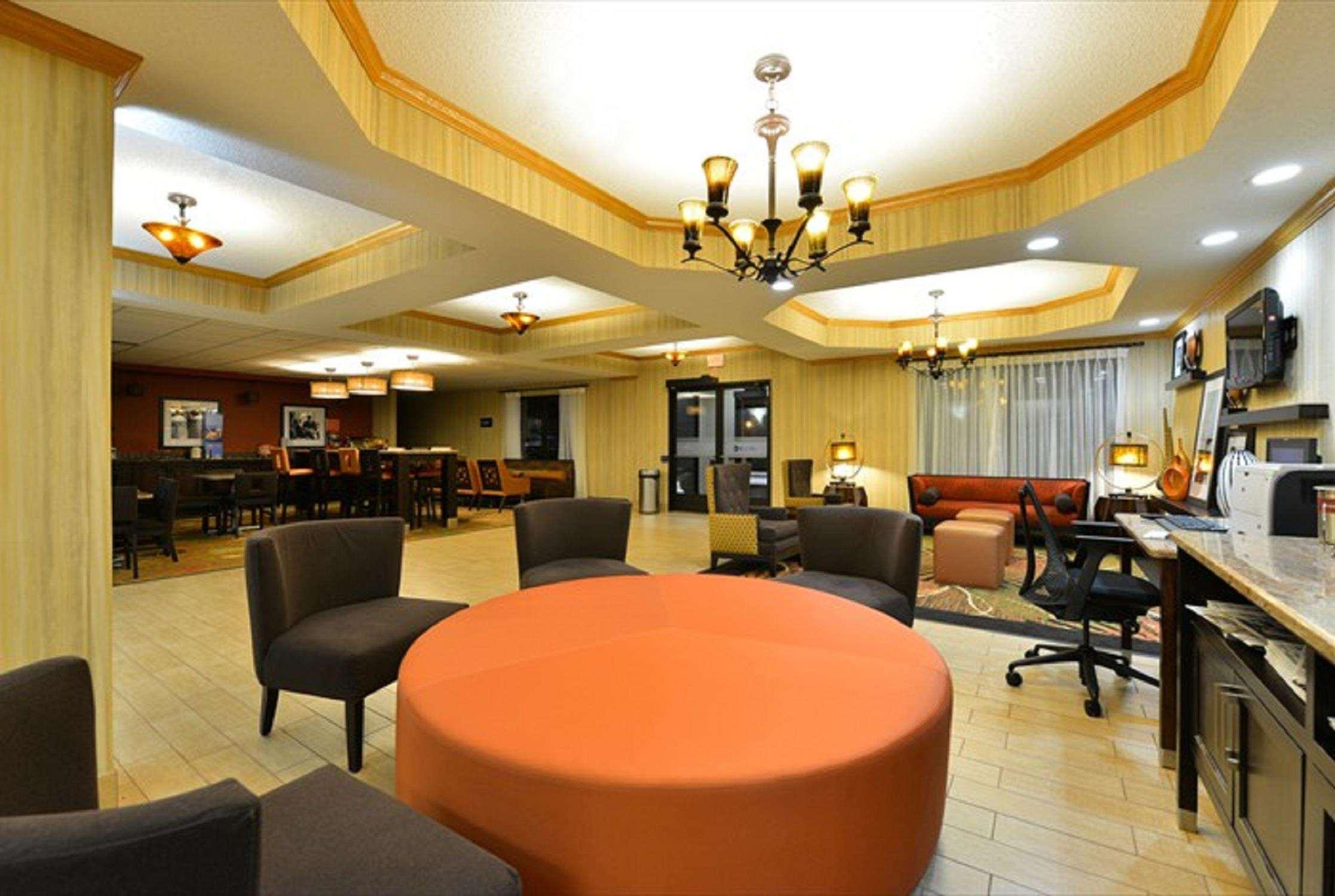 Hampton Inn Sturgis Экстерьер фото